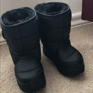 Khombu black ski boots